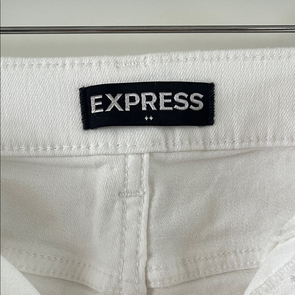 Express White Frayed Hem Jean Shorts - Picture 3 of 3